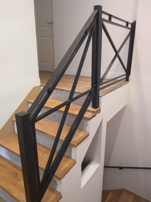 Barandas de escaleras — foto 4, trabajo de Todo Herrería