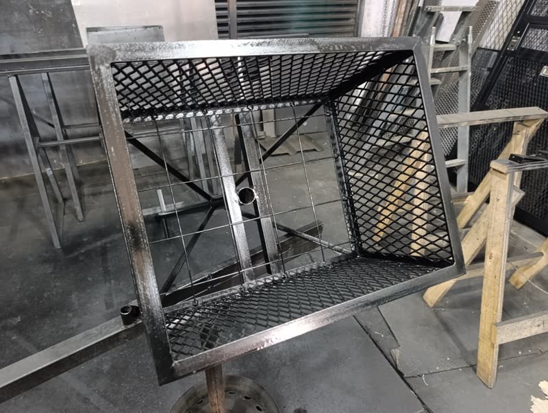 Canastos para residuos — foto 3, trabajo de Todo Herrería