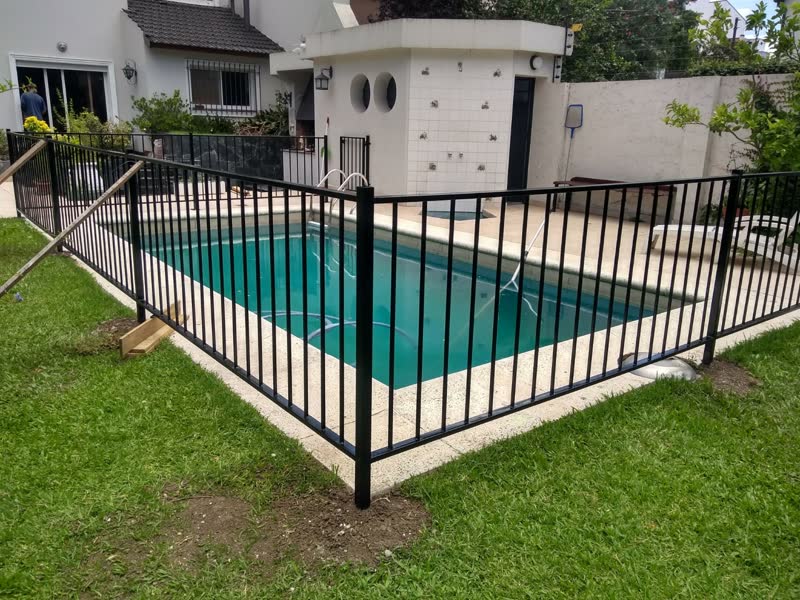 Cerramientos para piletas — foto 3, trabajo de Todo Herrería