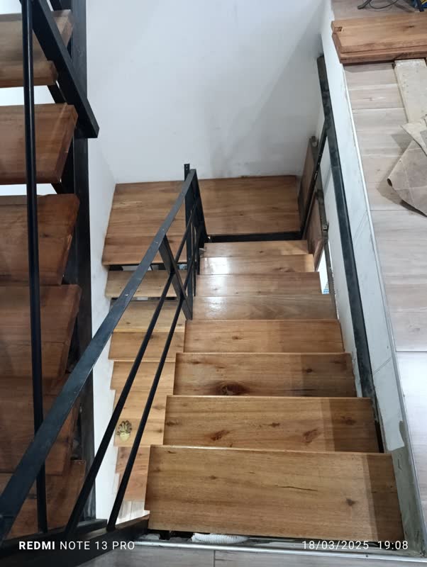 Escaleras interiores — foto 5, trabajo de Todo Herrería