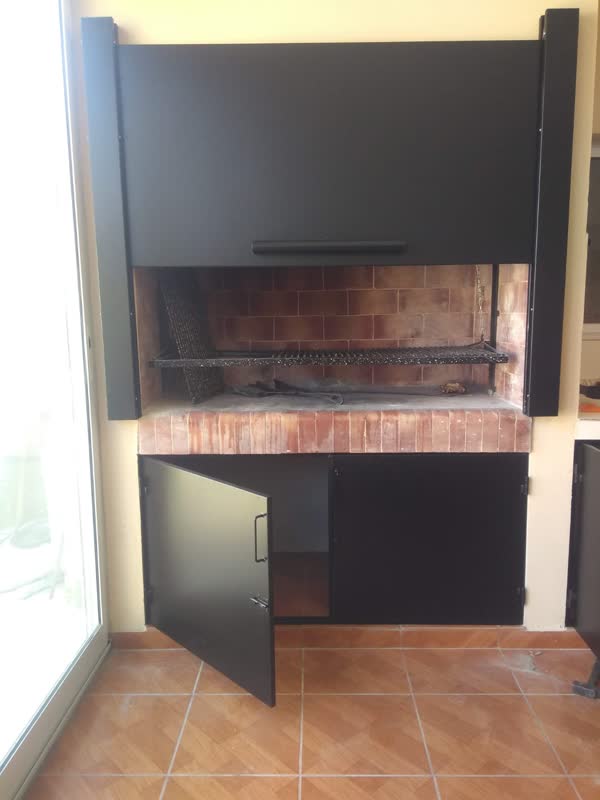 Frentes de parrilla — foto 5, trabajo de Todo Herrería