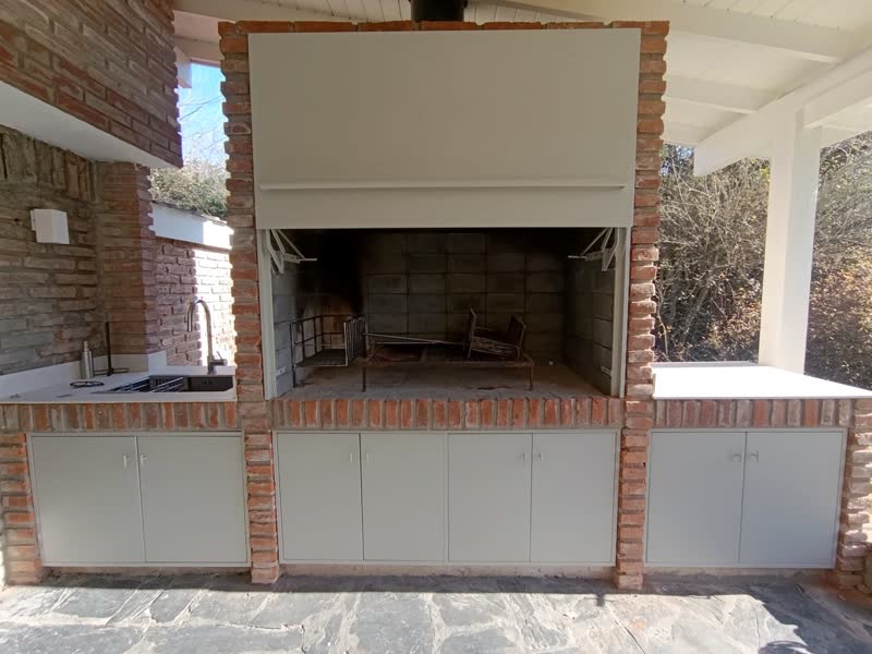 Frentes de parrilla — foto 7, trabajo de Todo Herrería
