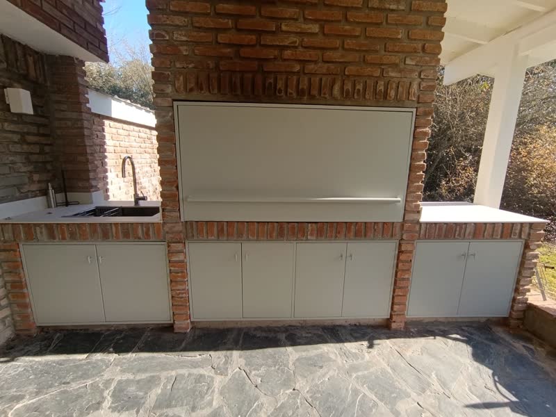 Frentes de parrilla — foto 9, trabajo de Todo Herrería