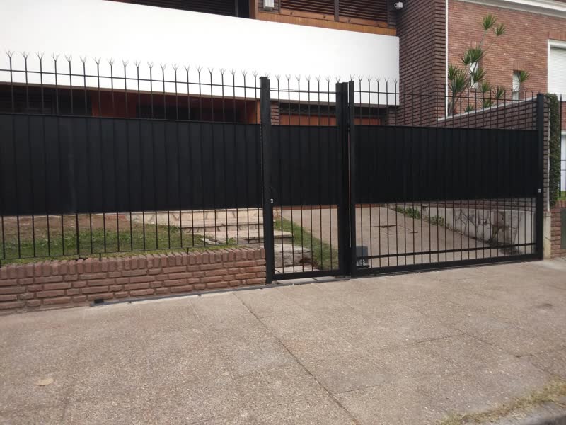 Frentes para casas — foto 2, trabajo de Todo Herrería