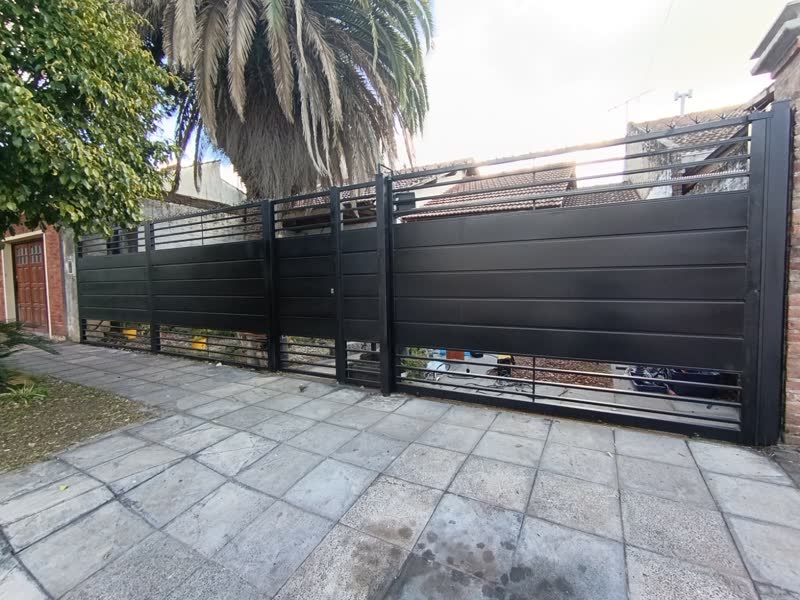 Frentes para casas — foto 4, trabajo de Todo Herrería