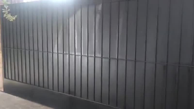 Portones corredizos — video, trabajo de Todo Herrería